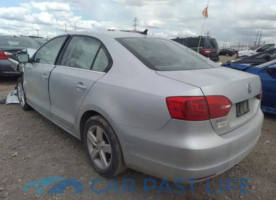 3VWDL7AJ3DM447690# 3