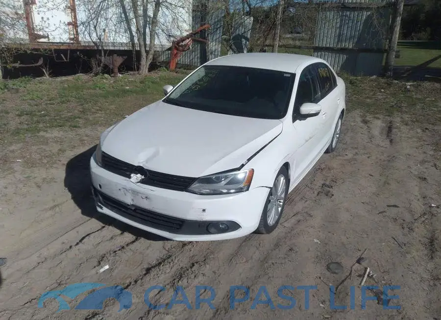 3VWDK7AJ2CM412043# 2