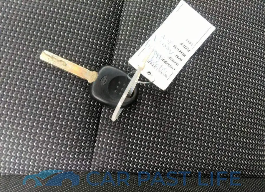 3KPC24A31KE073945# 11