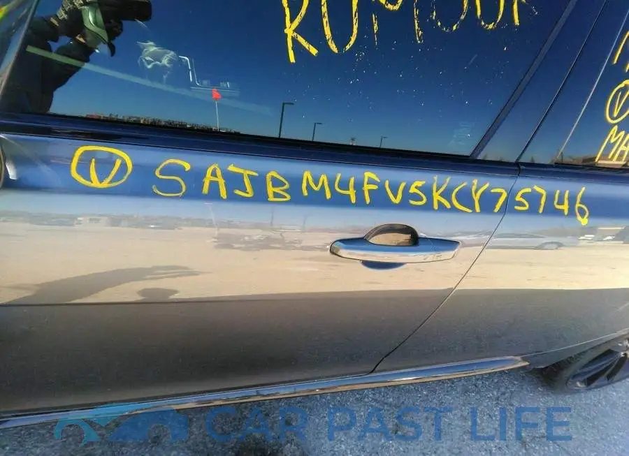 SAJBM4FV5KCY75746# 9
