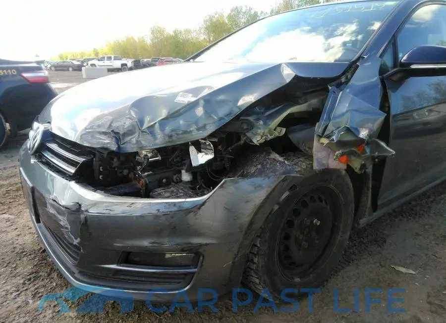 3VW117AU0FM008565# 6