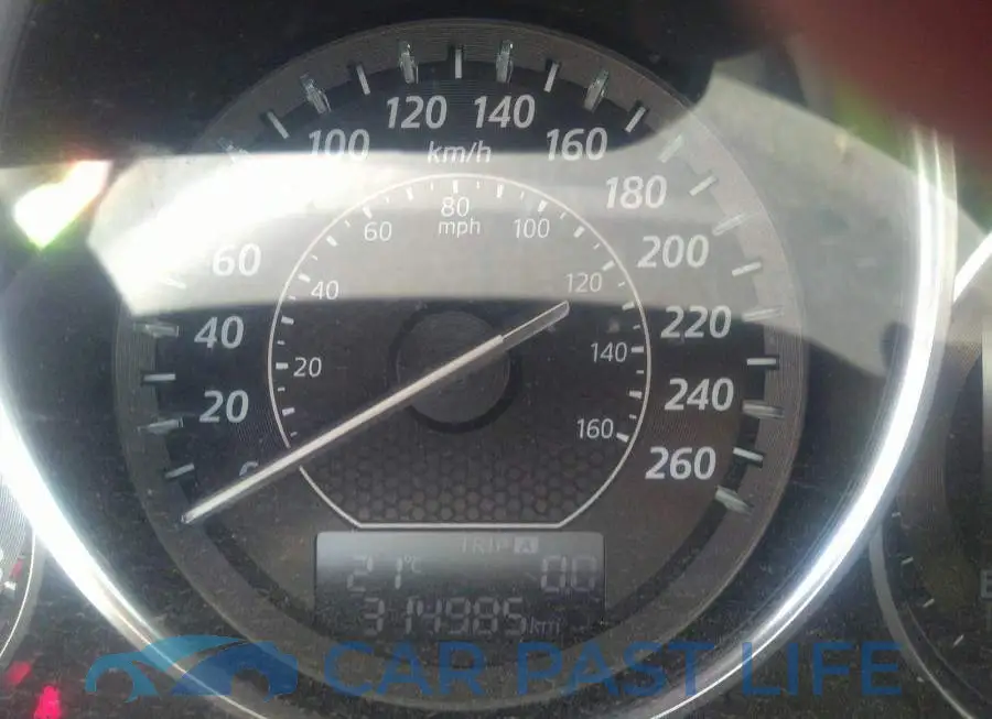 JM1GJ1W53E1101913# 7