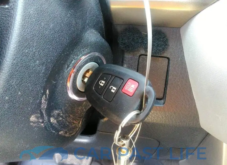 2T3ZFREV8DW059149# 11