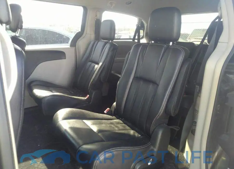 2C4RC1BG0CR213037# 8