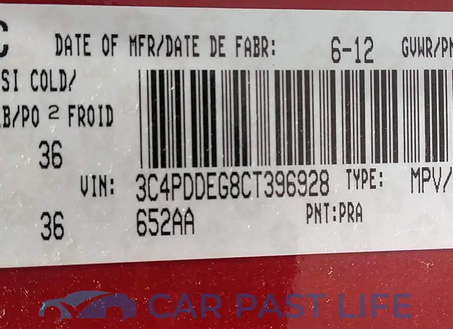 3C4PDDEG8CT396928# 9