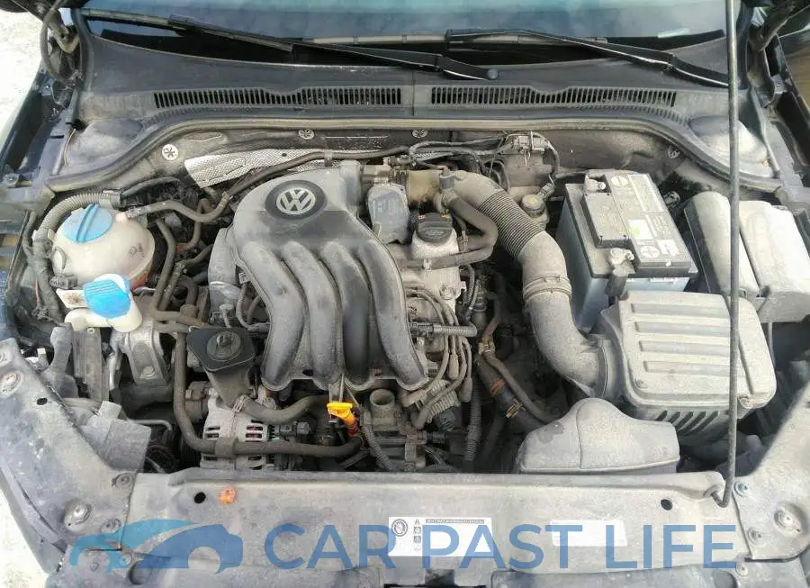 3VW2K7AJ3CM411541# 10