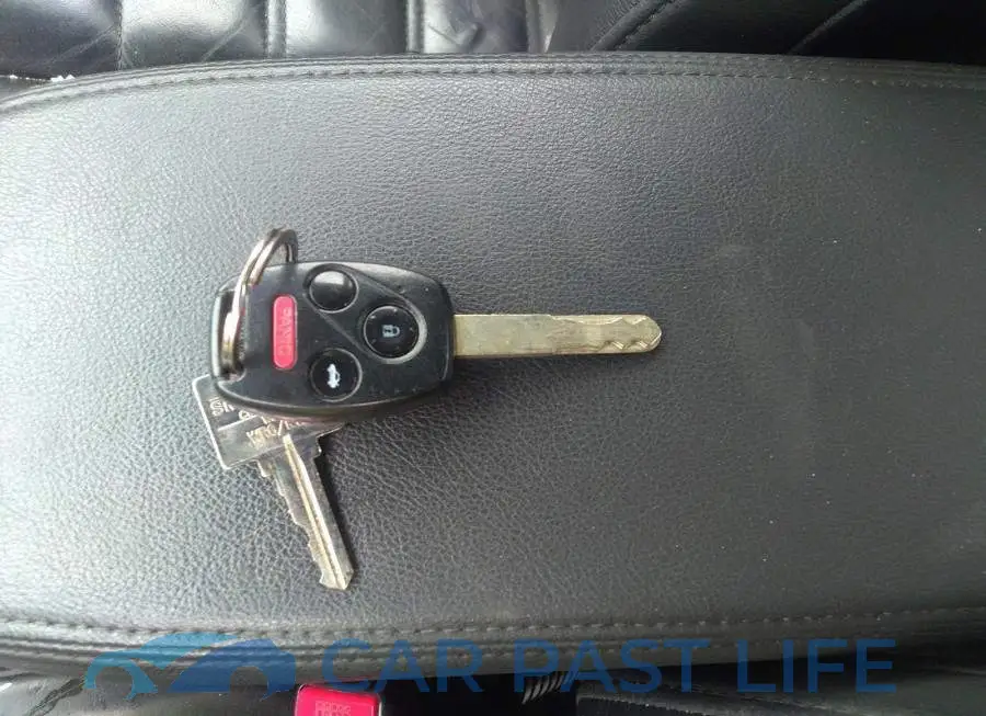 2HHFD5F78AH201428# 11