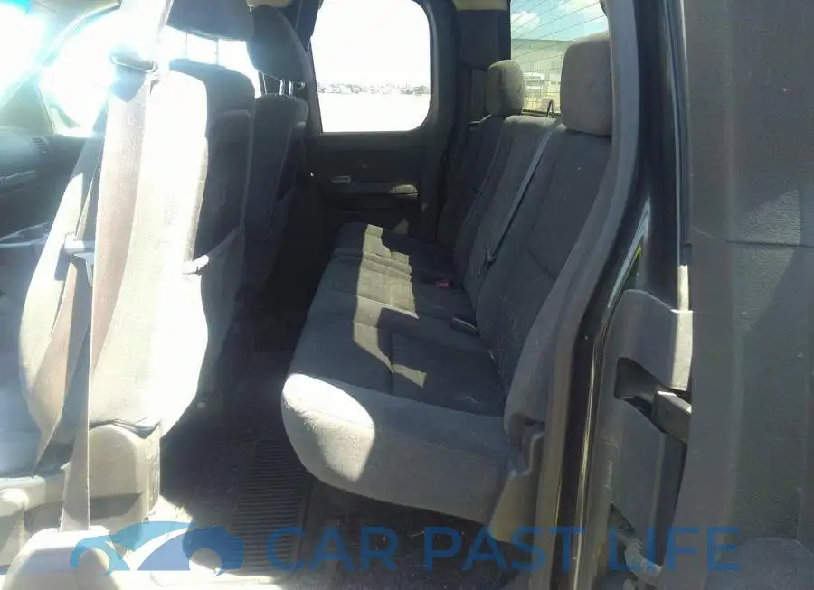 2GCEK190491106784# 8