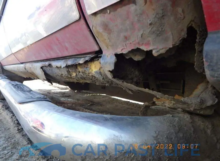 2GCEK19V221354422# 10
