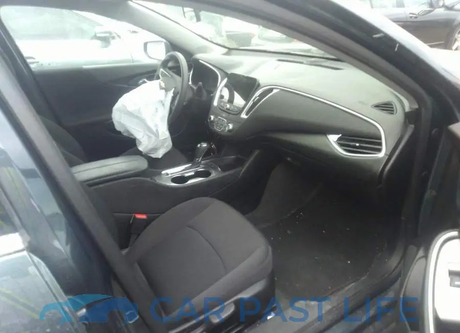 1G1ZD5ST7KF119575# 5