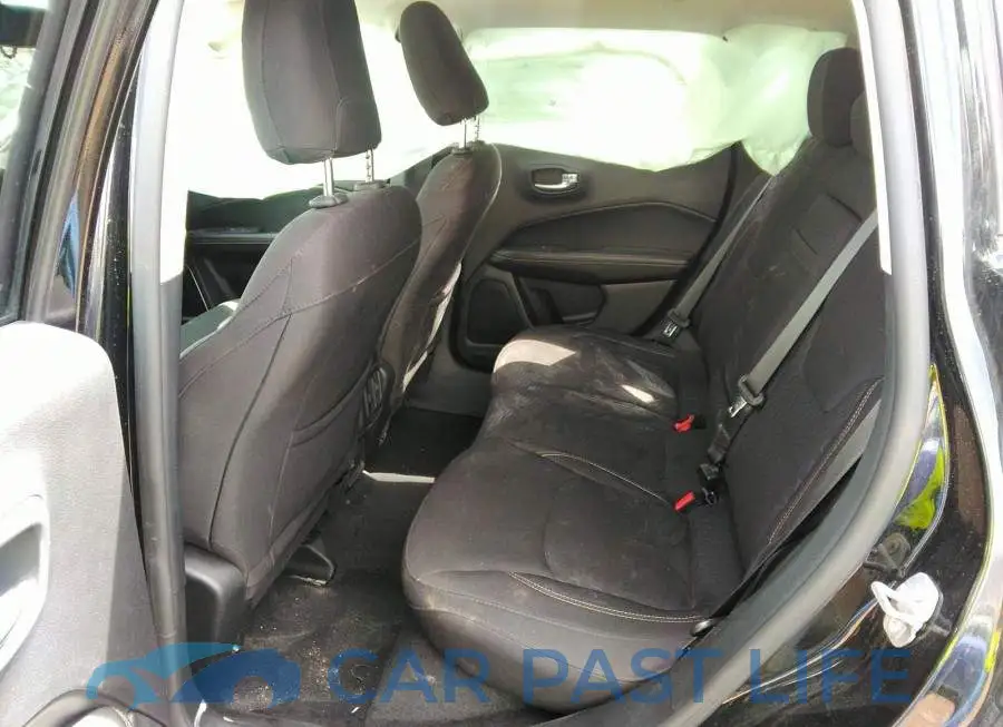 3C4NJDAB2JT251522# 8