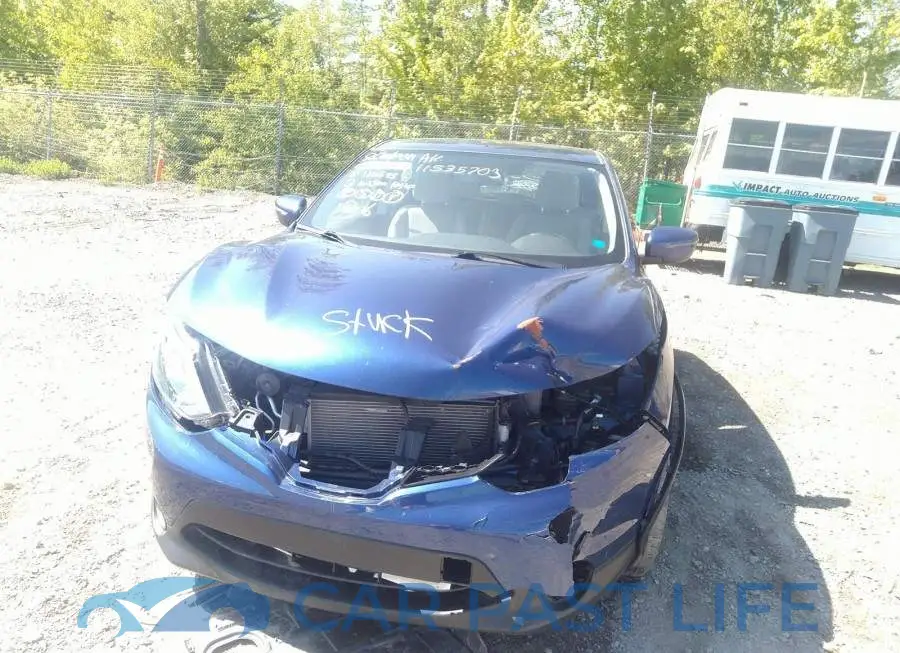 JN1BJ1CR0HW110595# 6
