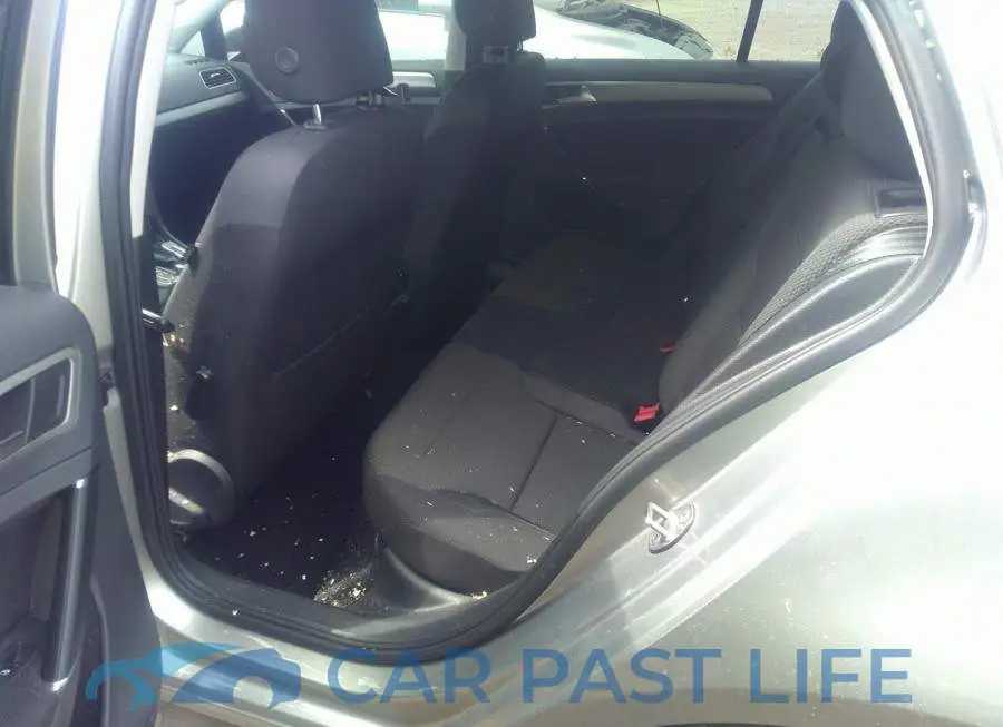 3VW217AU2HM054258# 8