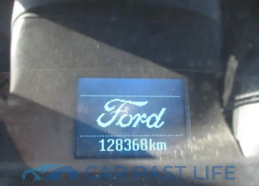 1FTYR1ZM6FKA61225# 7