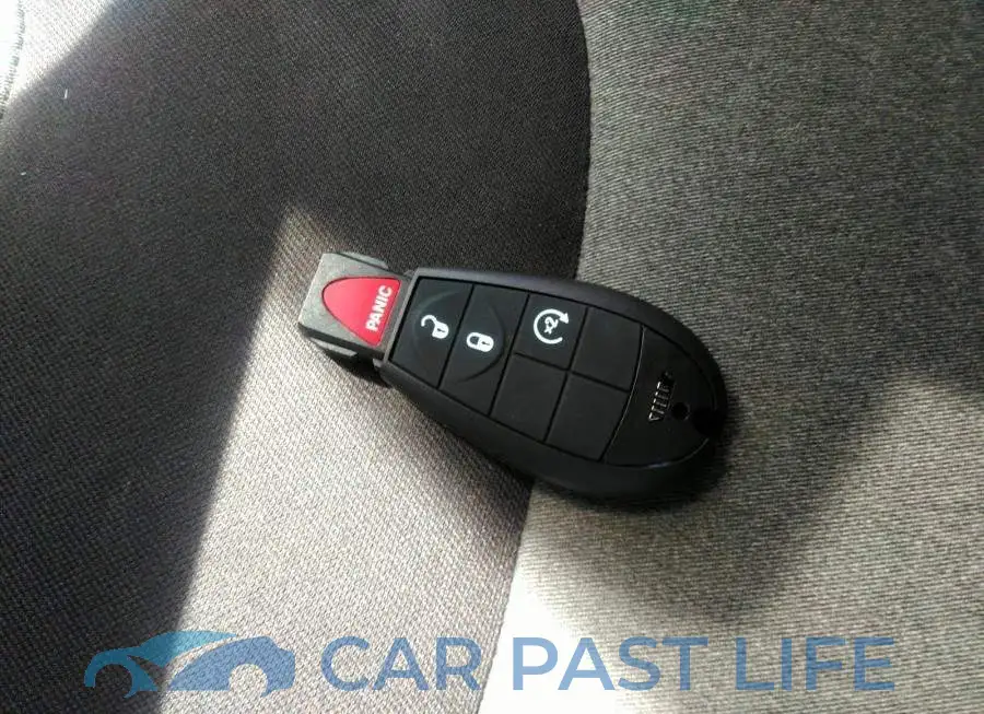 1C4PJLAB5FW590490# 11