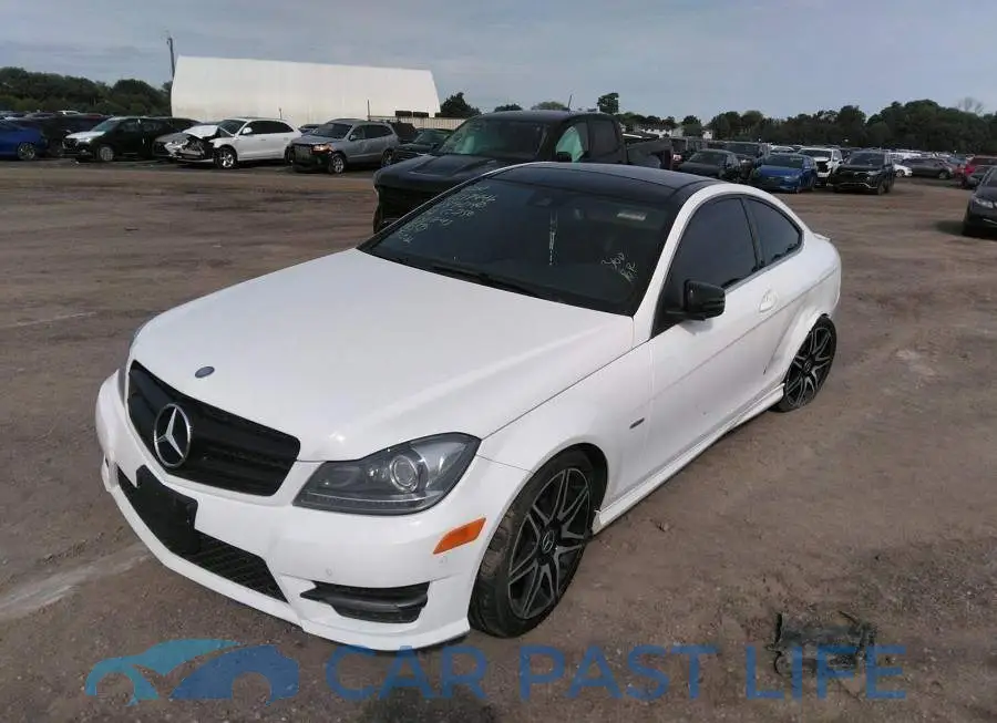 WDDGJ4HB0EG289040# 2