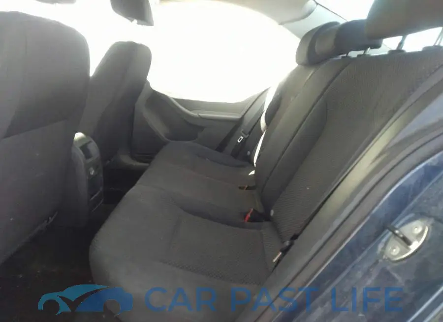 3VW2K7AJ2EM258055# 8