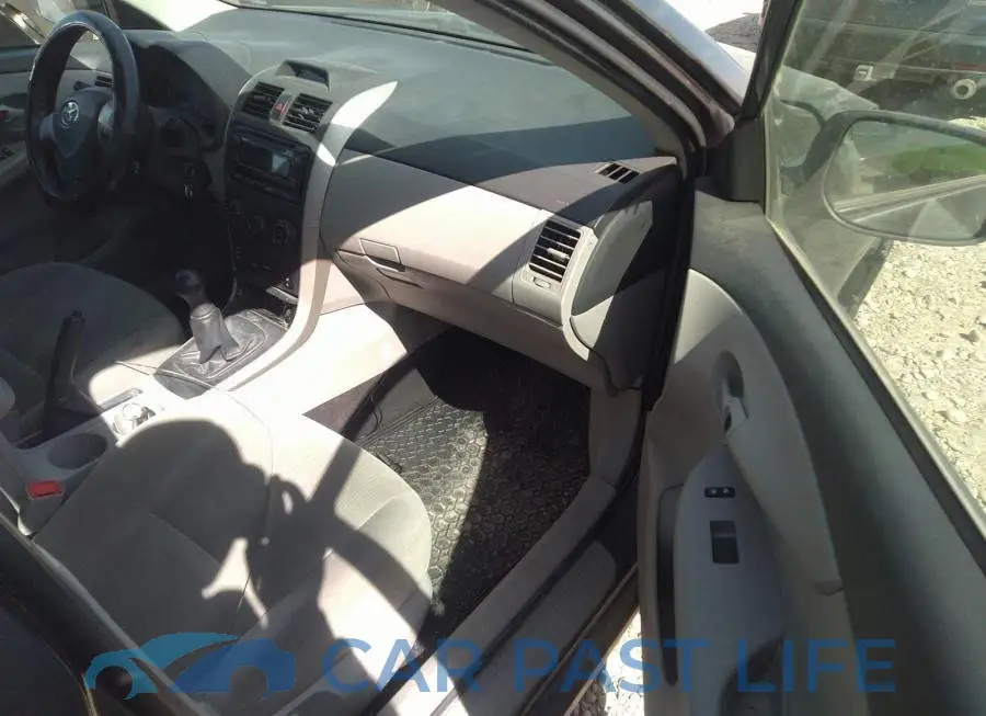2T1BU4EE7DC020072# 5