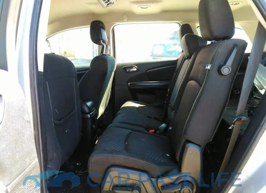 3C4PDCAB1CT168130# 8