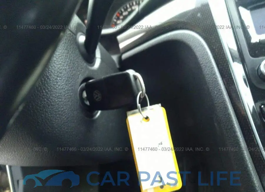 1VWBN7A33DC082271# 11