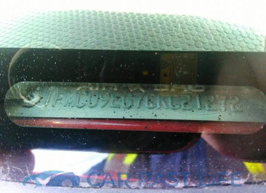 1FMCU9EG7CKC21272# 9