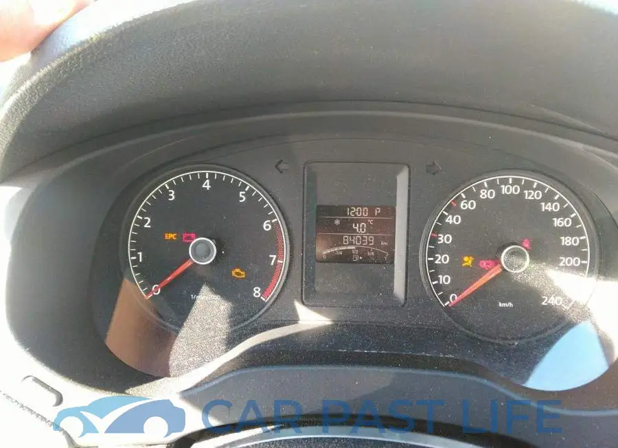 3VW2K7AJ5CM418538# 7