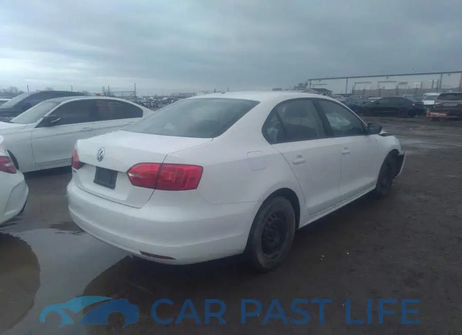 3VW2K7AJ5CM418538# 4