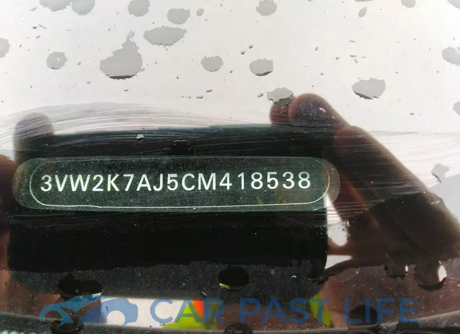3VW2K7AJ5CM418538# 9