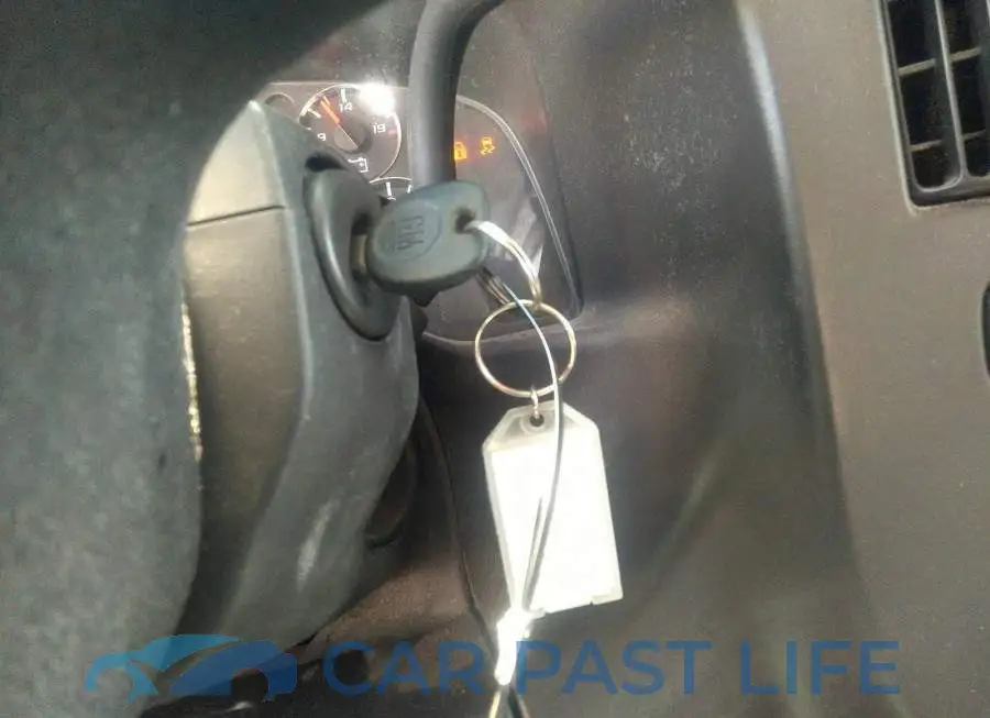 1GCWGGCAXB1122400# 11