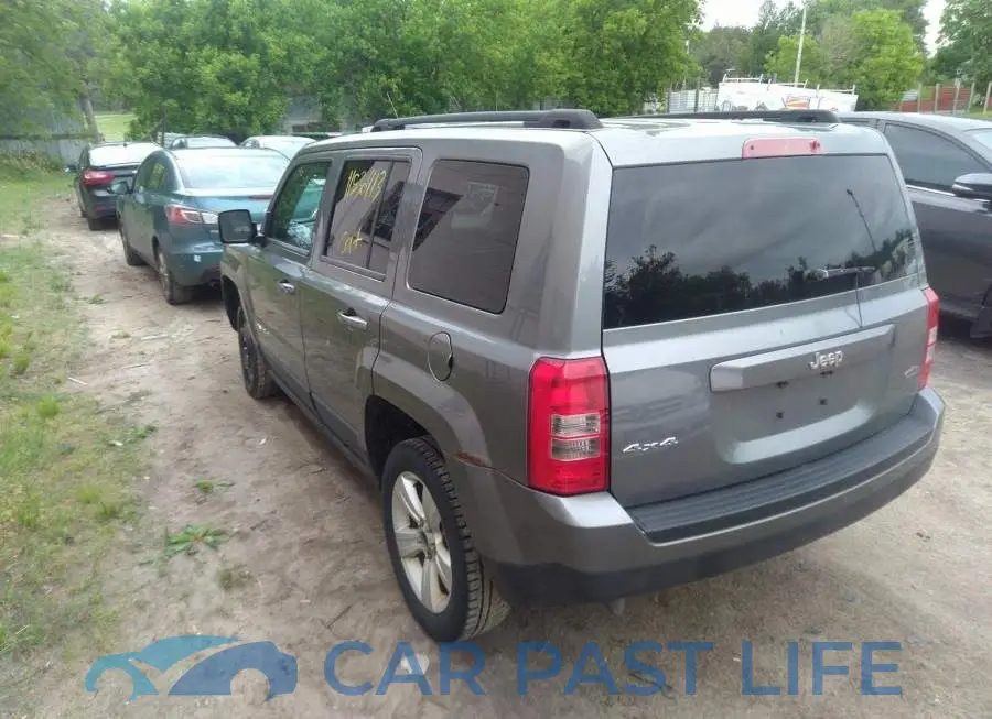 1J4NF2GB8BD272227# 3