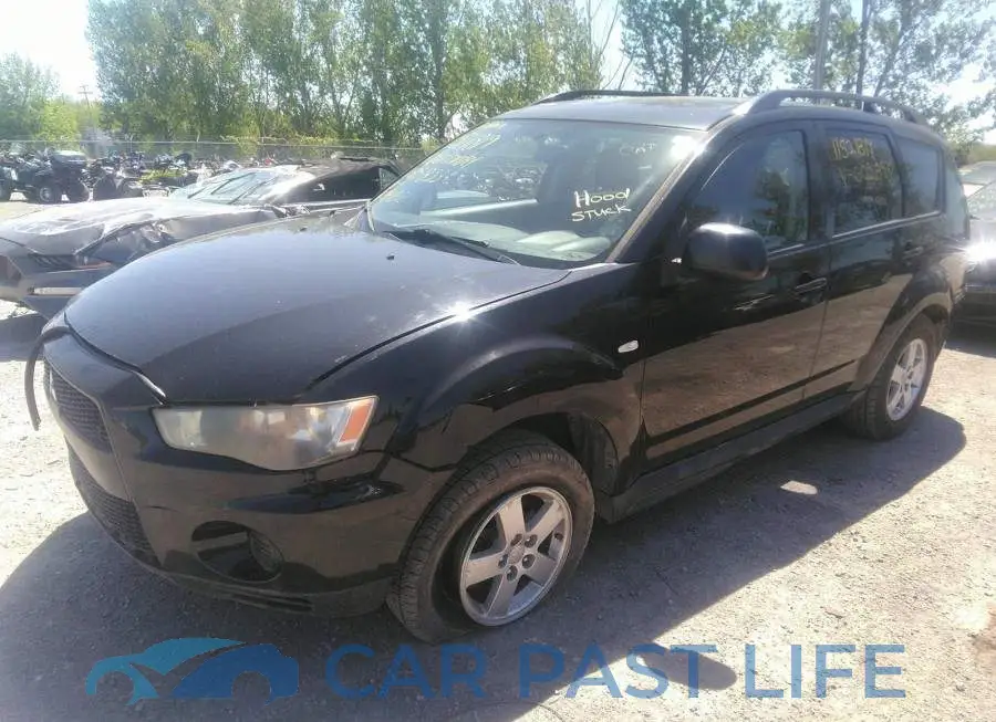 JA4AT2AW8BU605853# 2