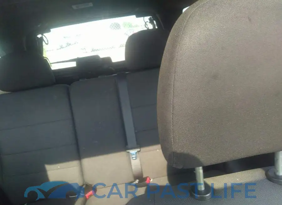 1FMCU0D78AKD40880# 8