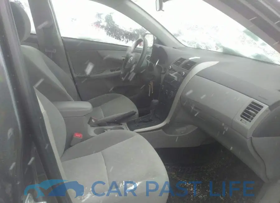 2T1BU4EE3AC219938# 5