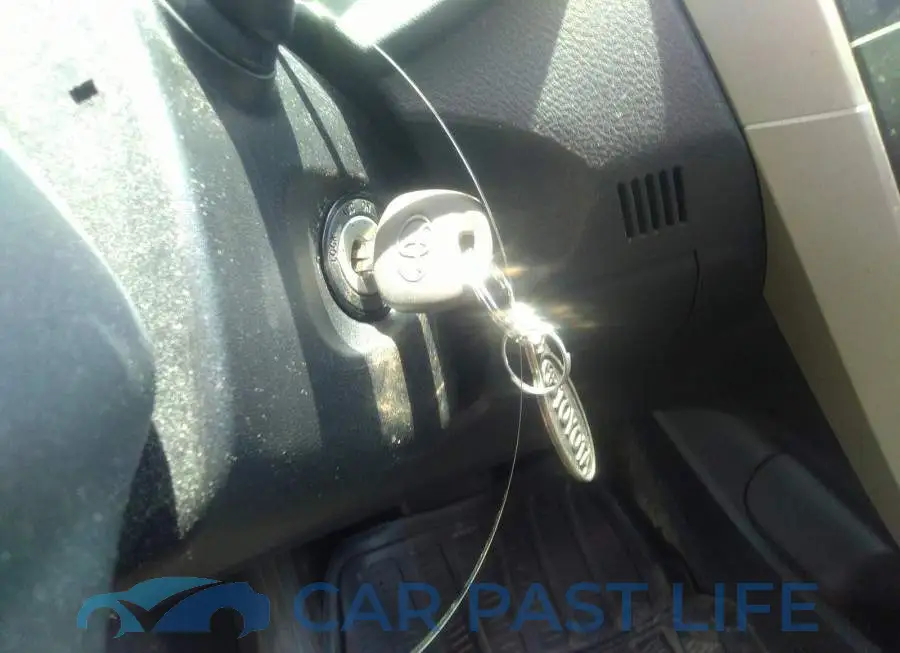 2T1BU4EE1AC367201# 11