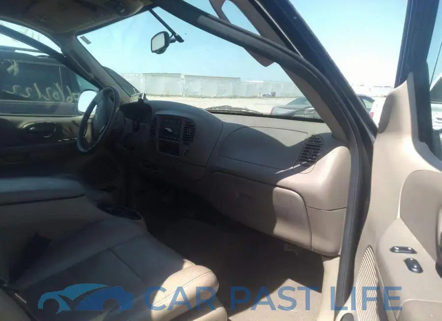 2FTRX08W03CA16482# 5