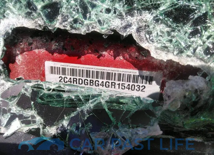 2C4RDGBG4GR154032# 9