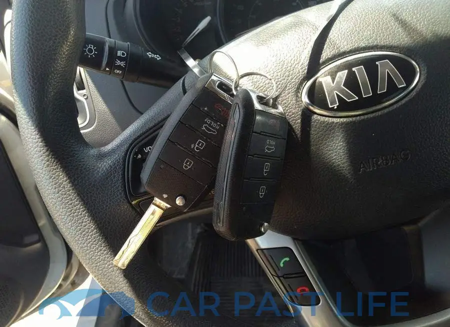 KNADM4A35G6574605# 11