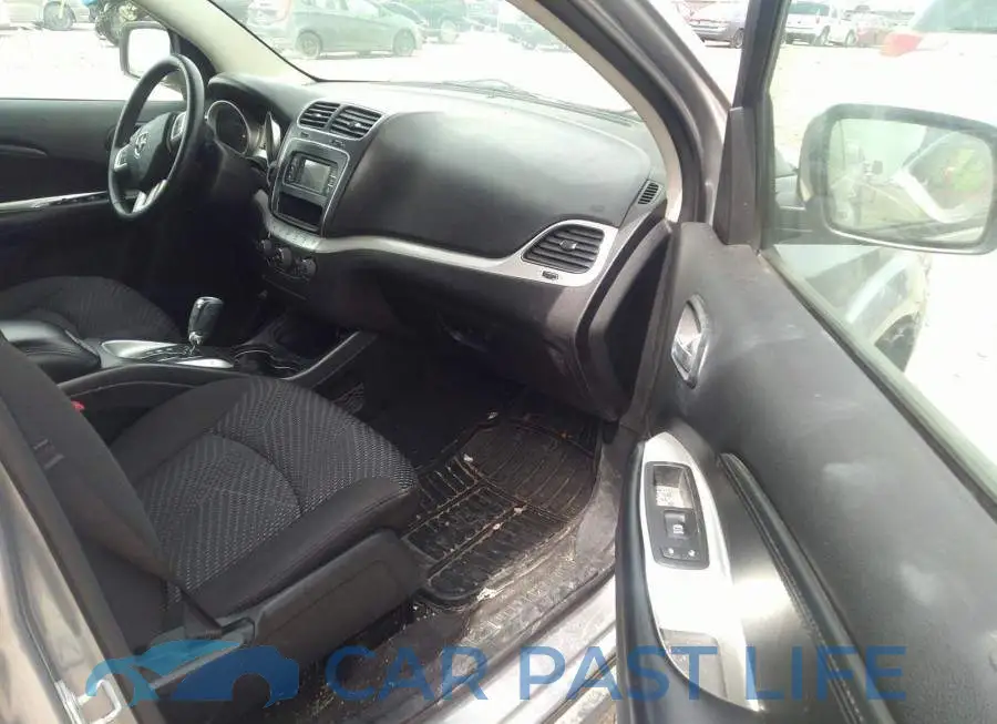 3C4PDCCG4FT751773# 5