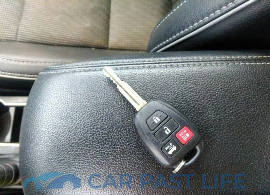 2T1BURHE6EC122862# 11