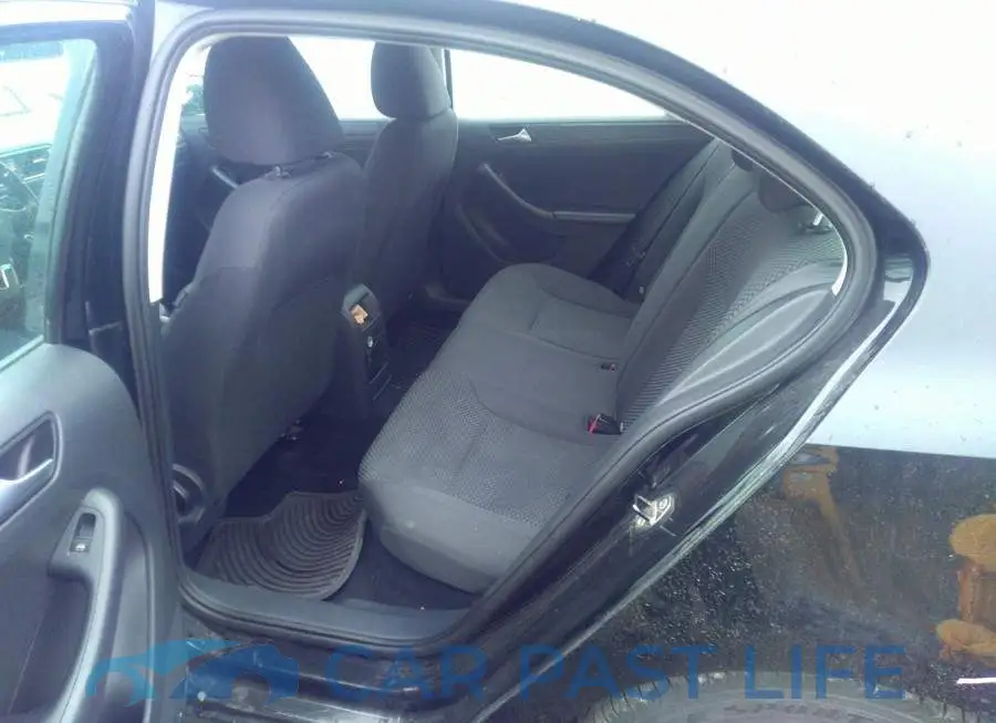 3VW2K7AJ9EM354264# 8