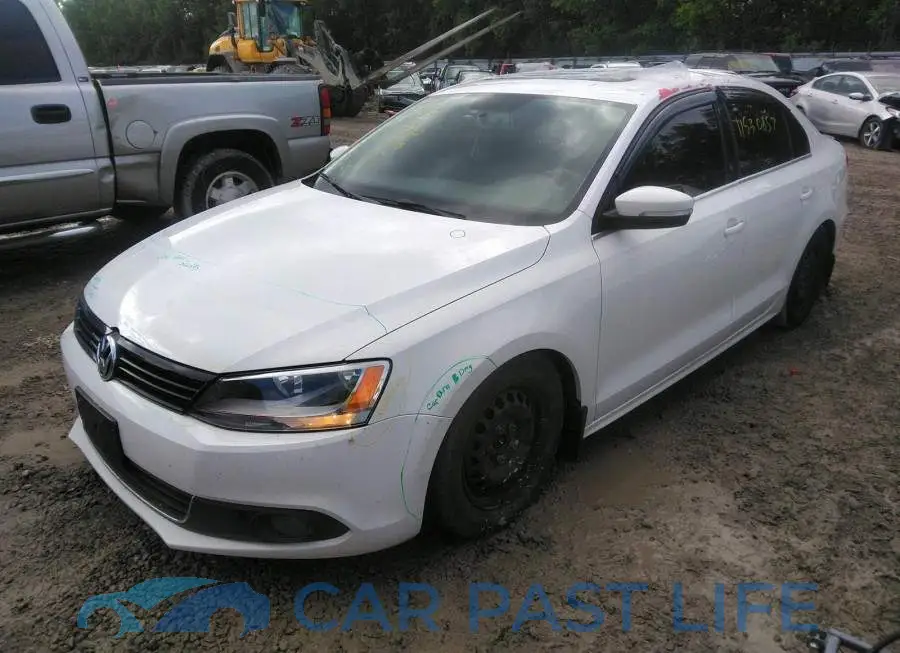 3VW3L7AJ6CM376477# 2