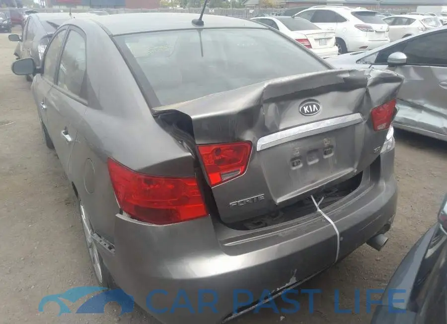 KNAFW4A3XB5418058# 6