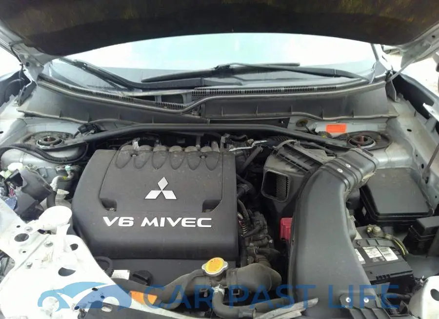 JA4JT5AX2AZ606959# 10