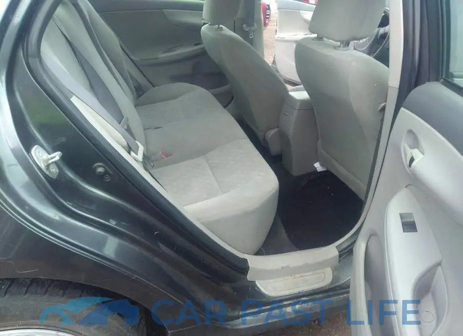 2T1BU4EE8AC480191# 8