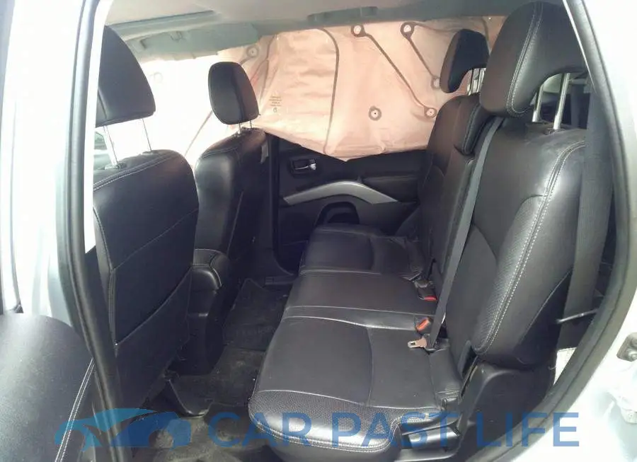 JA4JT5AX2AZ606959# 8