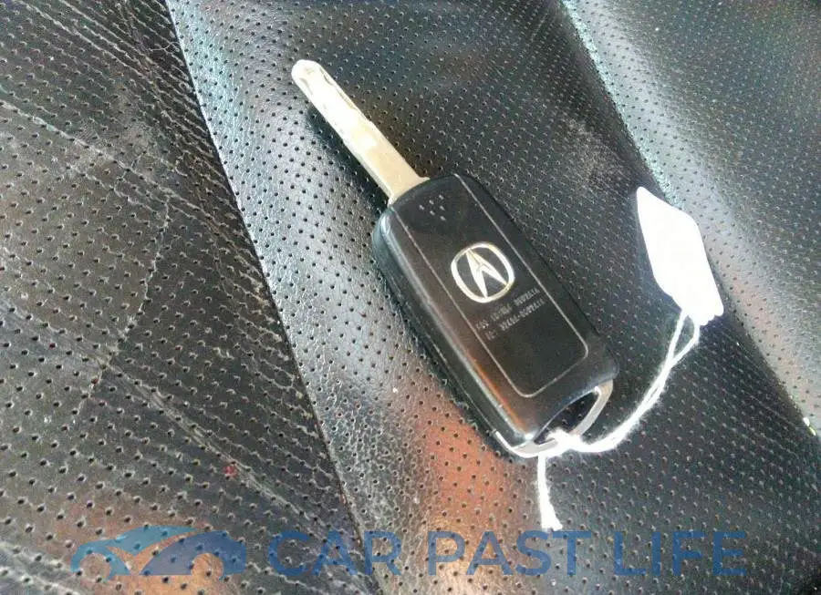 5J8TB18277A802831# 11