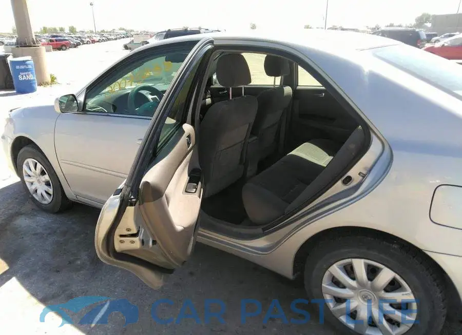 4T1BE32K15U976987# 8