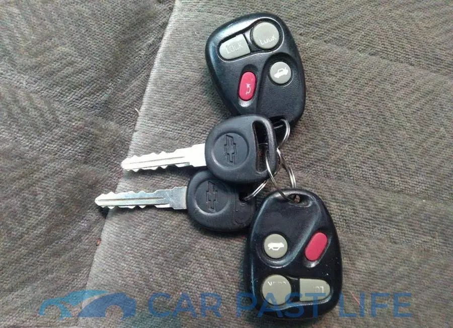2G1WF52E939437903# 11