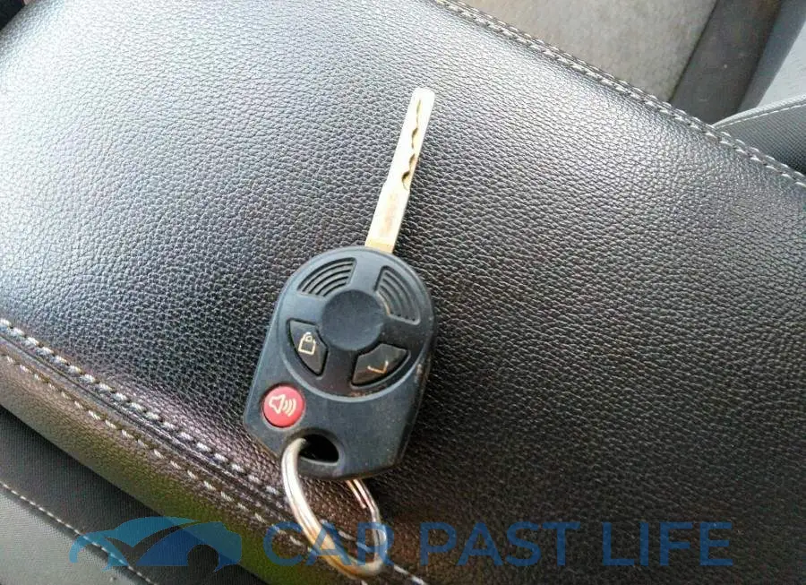 1FMCU9GD9HUA01422# 11
