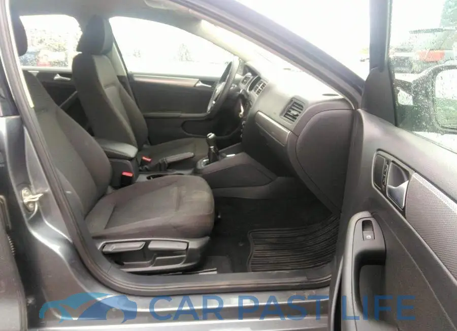 3VW1K7AJ7FM260087# 5